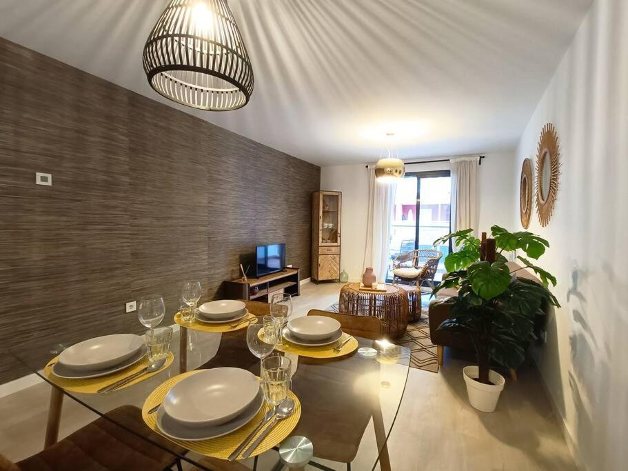Alejandria Aguadulce Sur, 2hab, Terraza, Wifi, Piscina Y Garaje Appartement Aguadulce (Almeria)